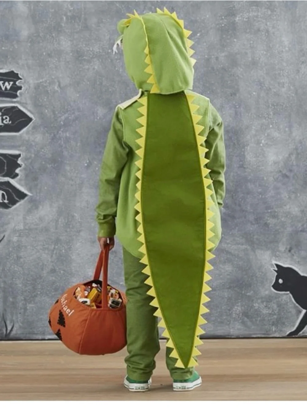 Pottery Barn Kids Green Crocodile Hooded Costume with Cream Belly